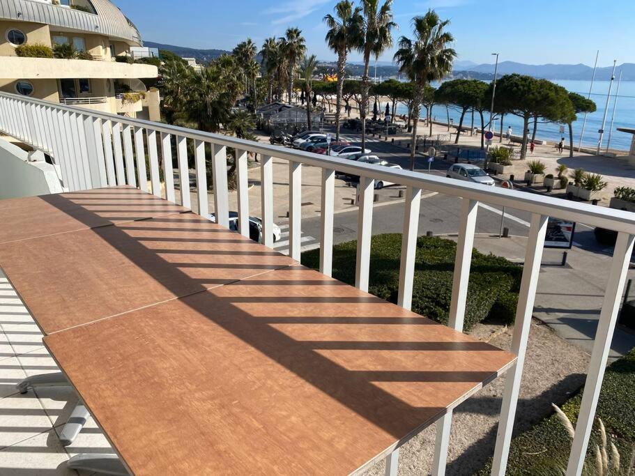 T3 Sur La Plage Vue Feerique Mer,Wifi, Parking Inclus , Clim La Ciotat Esterno foto